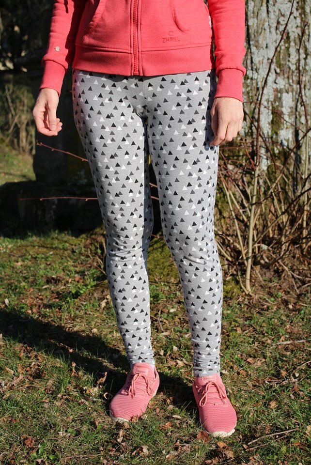 ebook Schnittmuster Umstandshose leggings schwangserschaft selber nähen Nähanleitung
