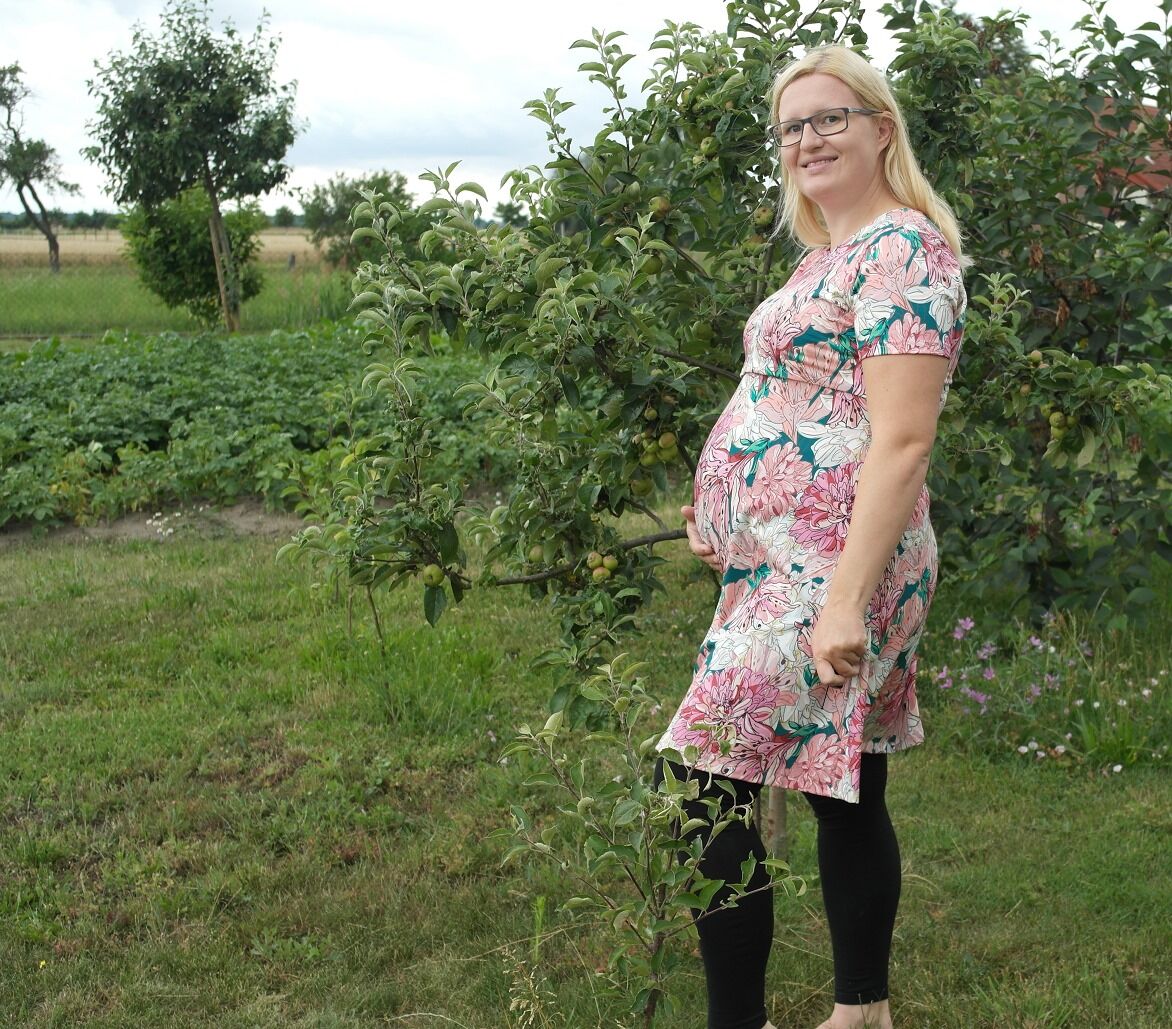Schnittmuster Umstandskleid Schwangerschaftskleid Stillkleid DIY Umstandsmode Stillmode Schwangerschaft Kleid