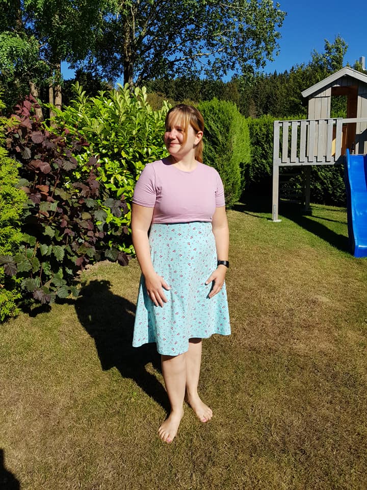 Schnittmuster Umstandskleid Schwangerschaftskleid Stillkleid DIY Umstandsmode Stillmode Schwangerschaft Kleid
