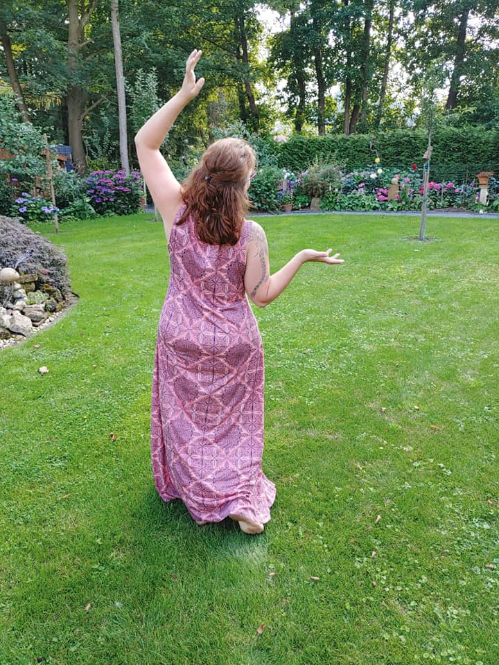 Schnittmuster Umstadskleid Schwangerschaftskleid Stillkleid DIY Umstandsmode Stillmode Schwangerschaft Kleid