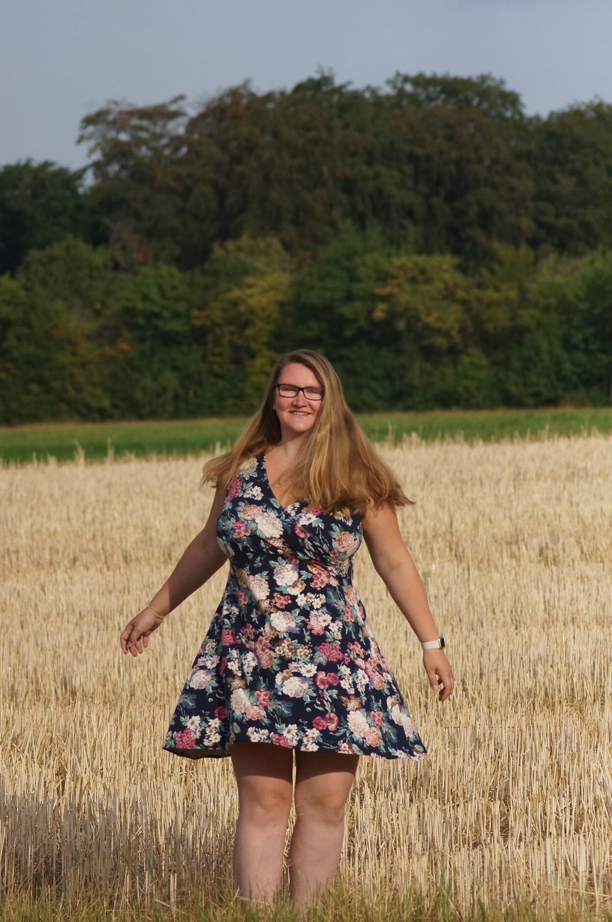 Schnittmuster Umstadskleid Schwangerschaftskleid Stillkleid DIY Umstandsmode Stillmode Schwangerschaft Kleid