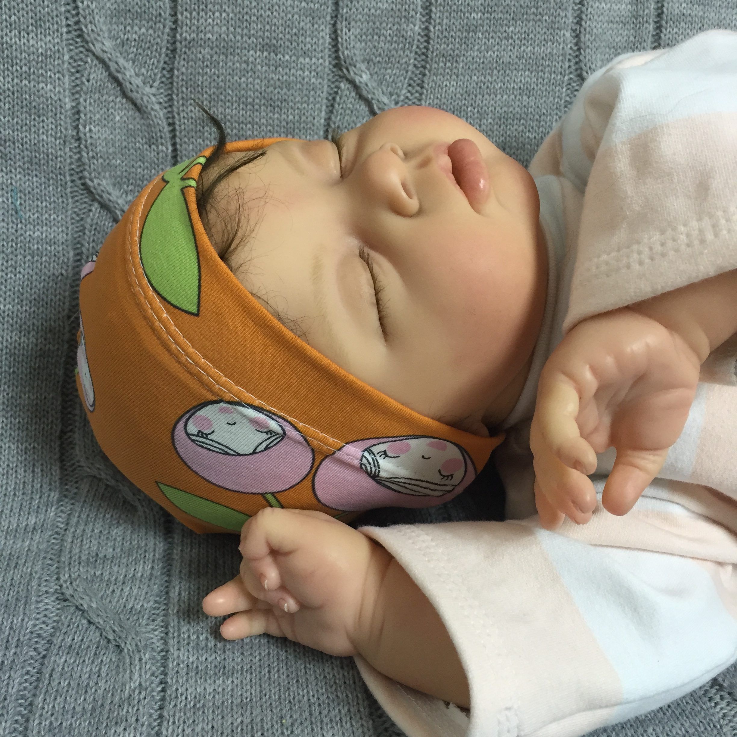 Freebook Andrew Babymützchen – Bild 4